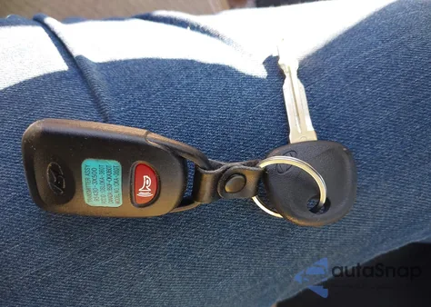 2013 Hyundai Elantra Gls from USA, damaged, VIN 5NPDH4AE8DH305122